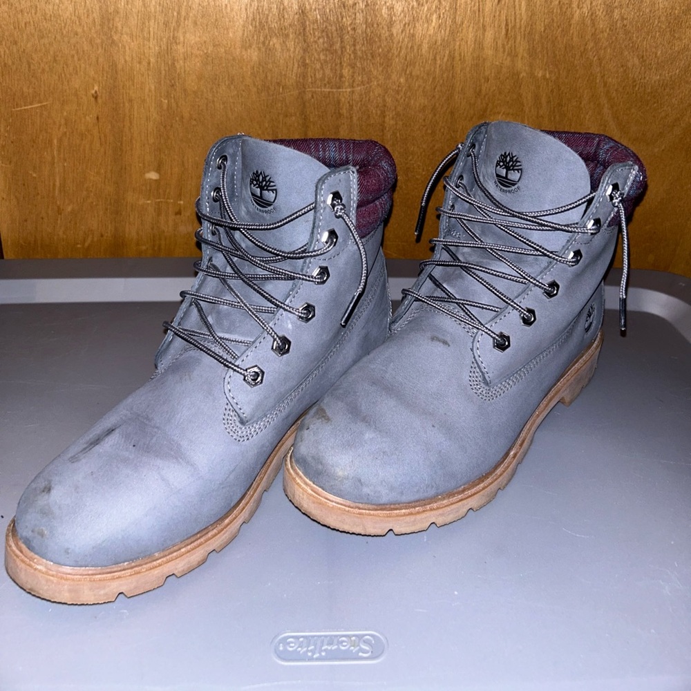 Women’s Waterproof Timbs size 10